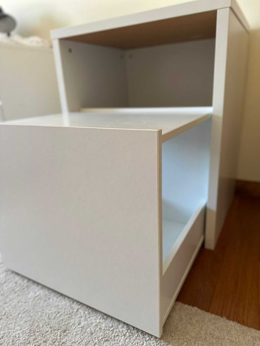 Conjunto de Móveis com Rodinhas (2 Peças)