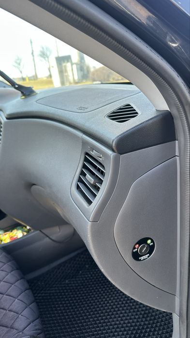 Kia Rio 2006 рік 1.4 , автомат, кондиціонер