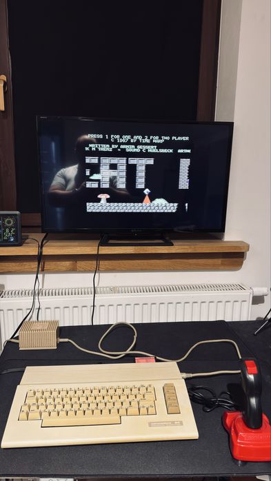 Commodore C64c zestaw