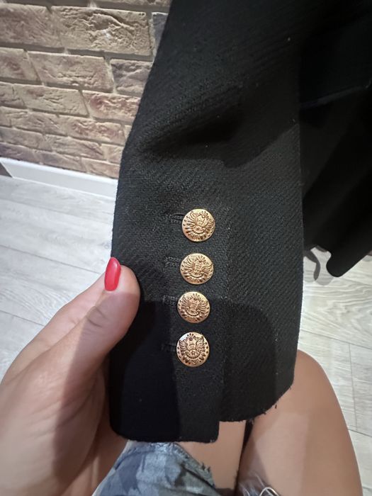 Czarny płaszc Zara rozmiar s klasyczny model