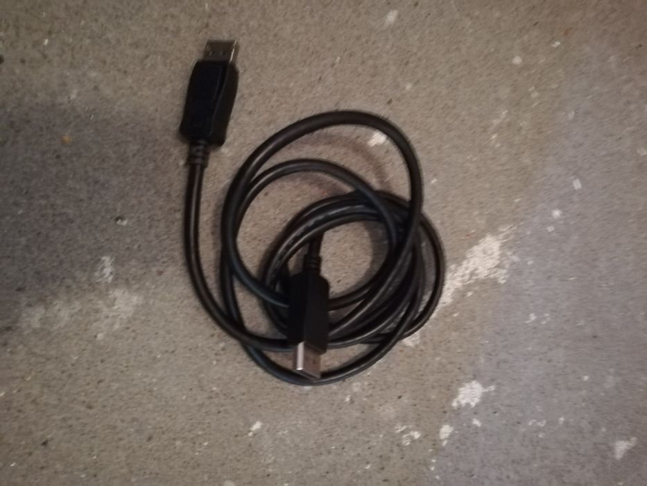 Kabel multimedialny Display Port do telewizora ekranu kabelek przewód