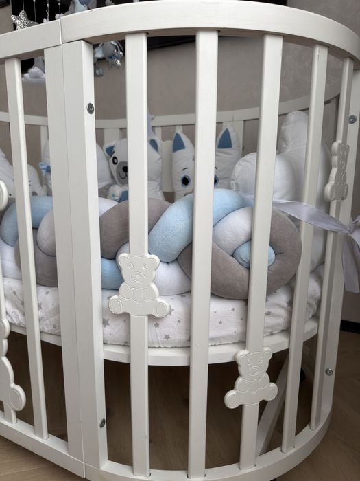 Ліжечко овальне/кругле з двома матрациками