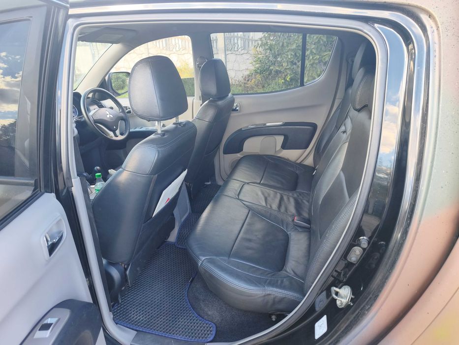 Авто mitsubishiL200