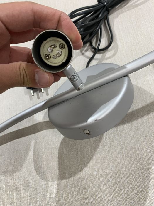 Candeeiro teto pouco usado pronto para nova vida