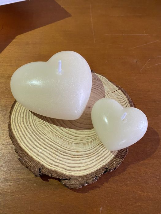 Conjunto de velas formato coração
