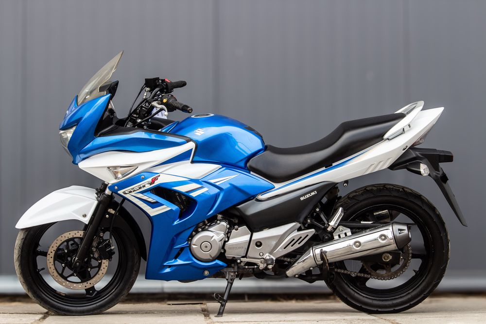 Suzuki GSR250F Motozet