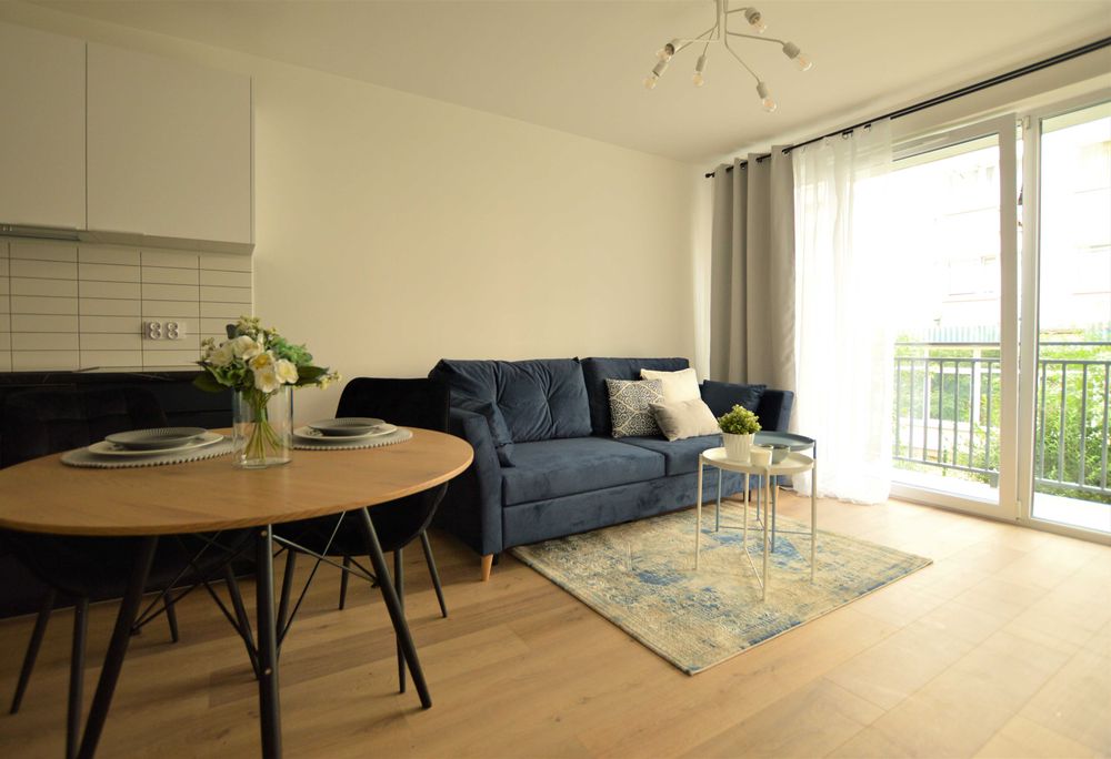 2 pokoje z balkonem na starym mieście, apartamentowiec