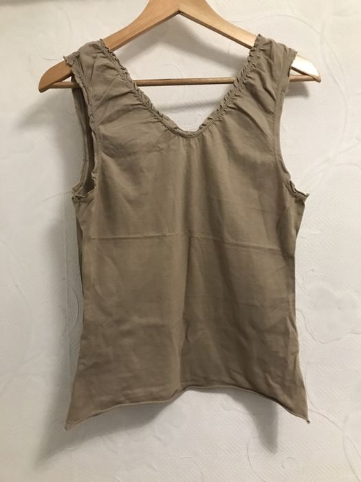 Майка бежевая