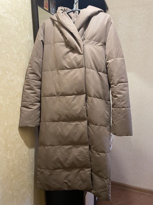 Продам новый теплый пуховик размер 48-50