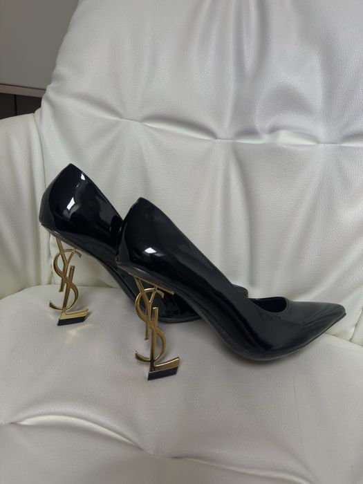 Каблуки Saint Laurent Opyum