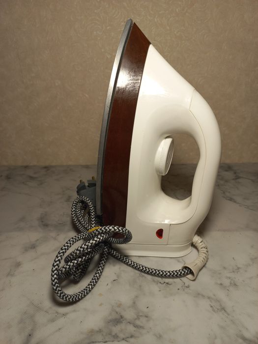 Продам праску ексклюзивну.