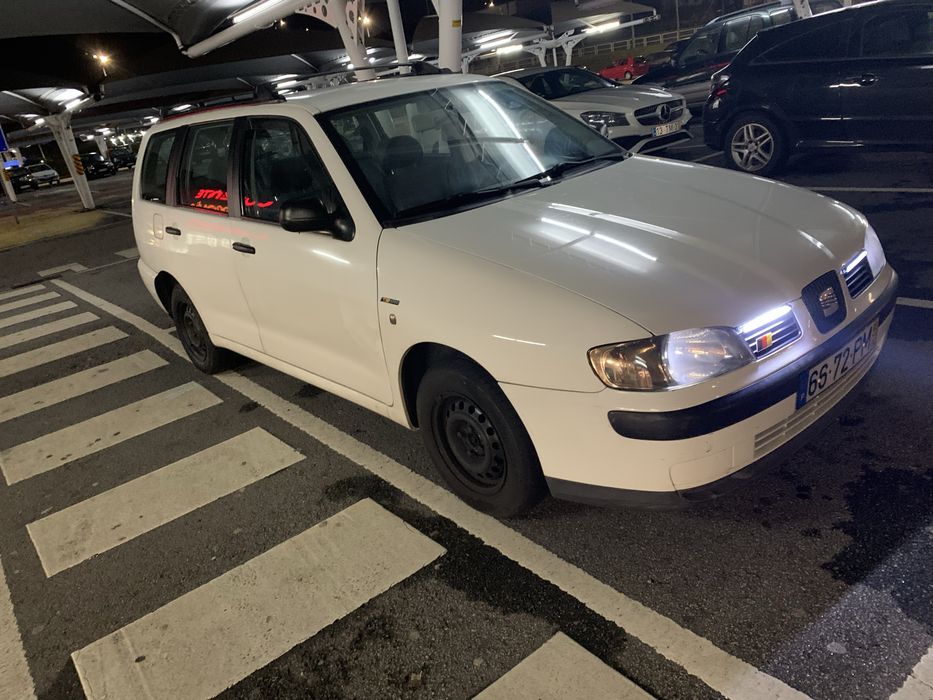 Seat Cordoba ano 2000 como novo OPORTUNIDADE