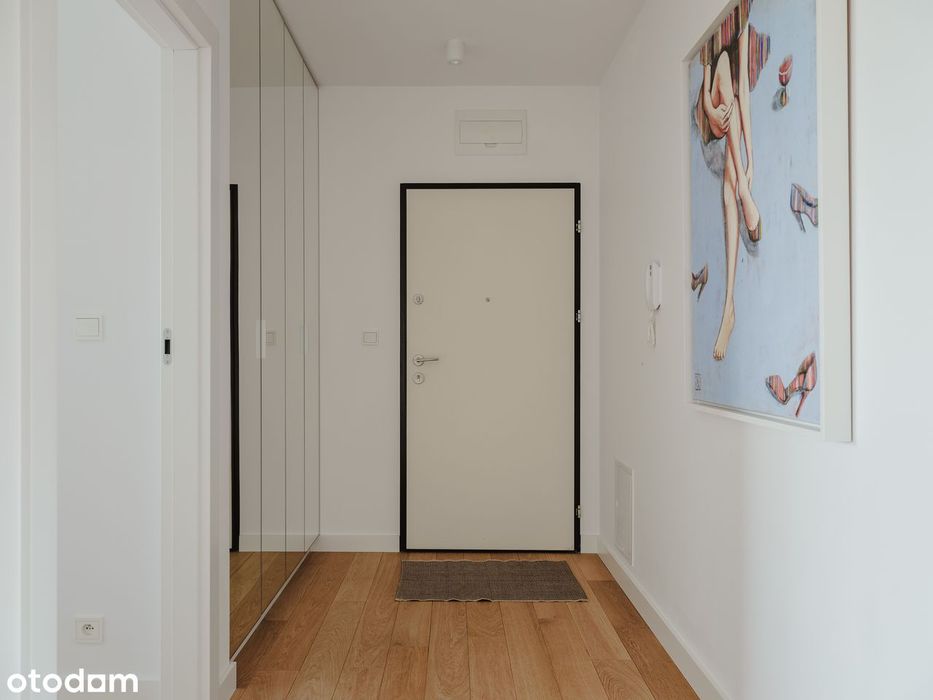 Ostatnie piętro | Widok na centrum | 2 balkony | 60 m² | Bezpośrednio