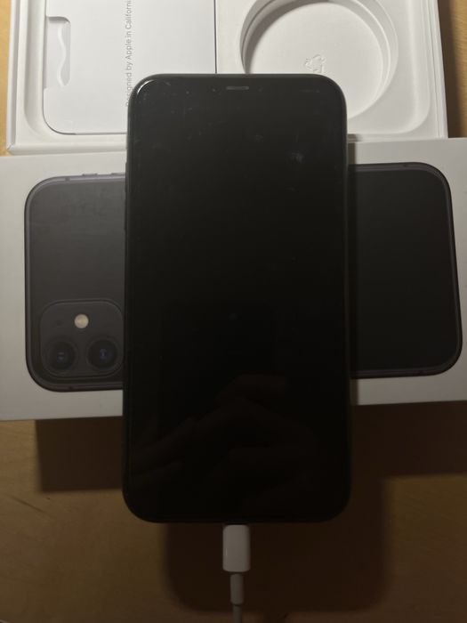 iPhone 11 Czarny 64 GB