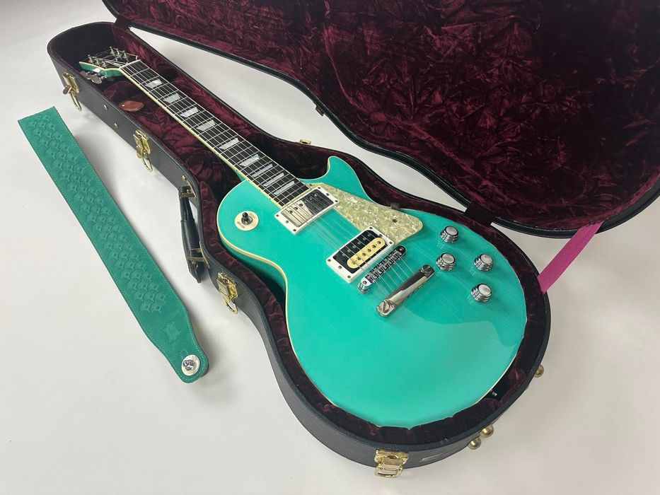 Gibson Les Paul Custom Shop Catalina “GoodWood Era” Cascade Green 1997 (ebony, 3500$)