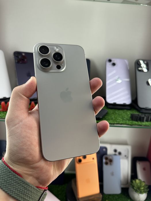 Продам iPhone15ProMax 512 Gb 100% Аккамулятор В идеальном Состояний
