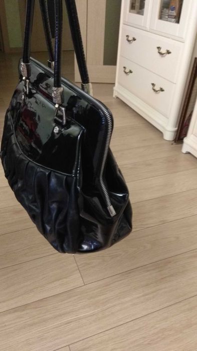 Продам сумку лаковая кожа Gilda Tonelli (Италия) 2300грн