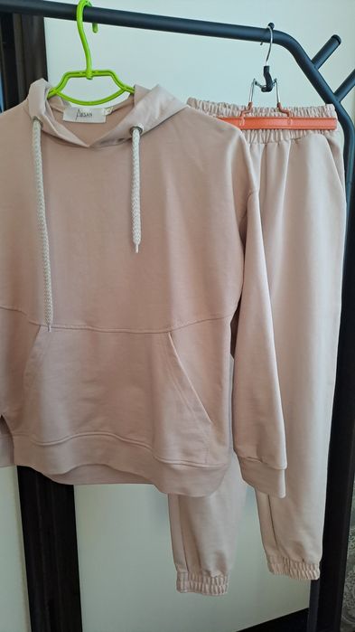 Спортивний костюм 42 розмір