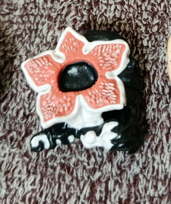 дивні дива кіндер джой