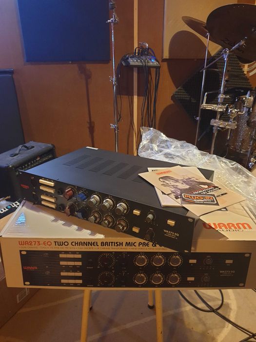 Pré amplificador de microfone Warm Audio WA273-EQ