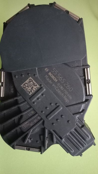 Opel Astra 1.6 B Дроссельная заслонка 55 56 52 60 bosch 0280750496