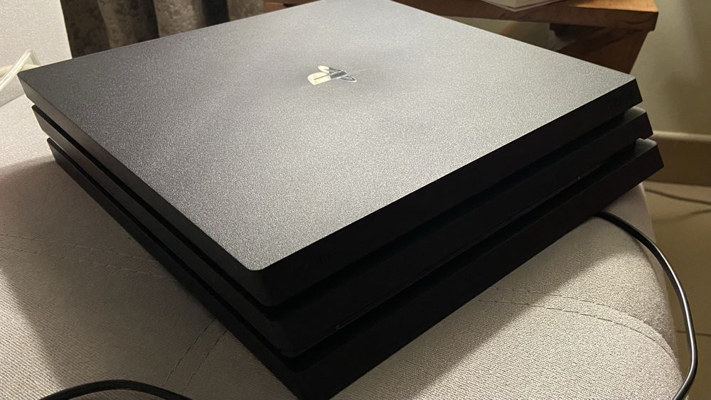 Vendo Playstation 4 Pro