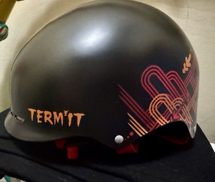 Шоломи гірськолижні б/у