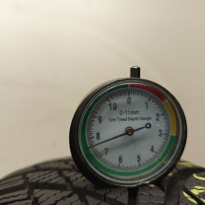 175/65R14 Firestone WinterHawk 4