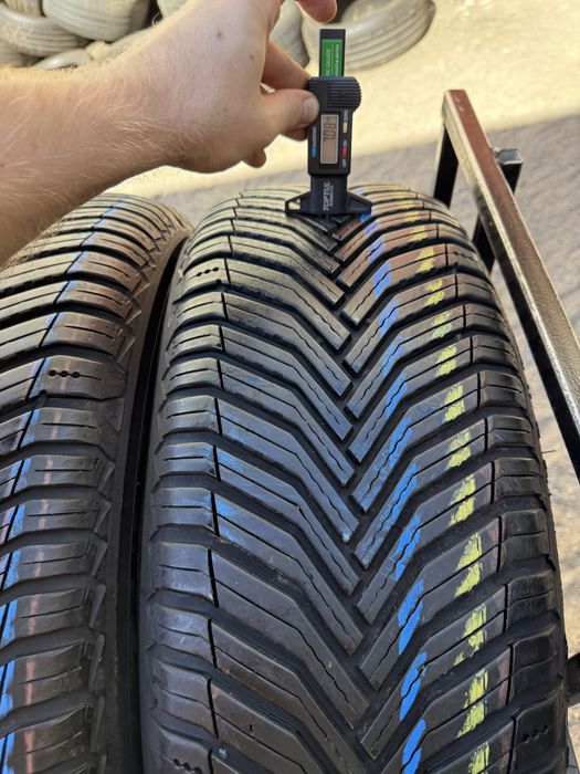 Шины БУ 225 60 R 18 Michelin cross climate 2 всесезон комплект