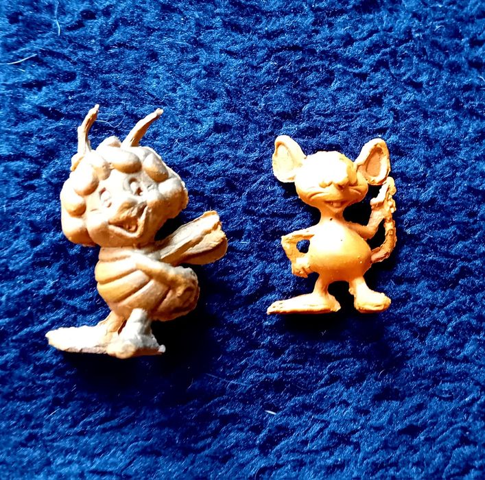 Dwie gumowe figurki z bajki o Pszczółce Maji ,PRL