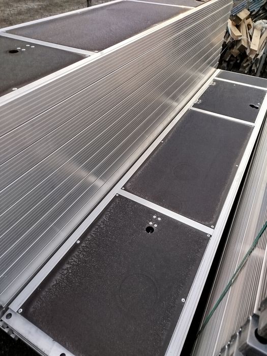 Rusztowania elewacyjne plettac