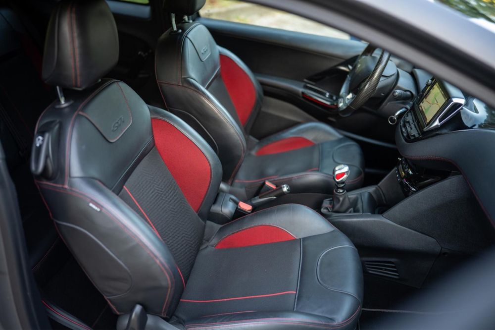 Peugeot 208 GTi THP 208 — photo 5