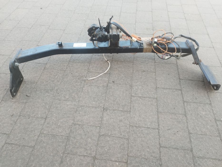 Hak holowniczy  Hyundai i 20