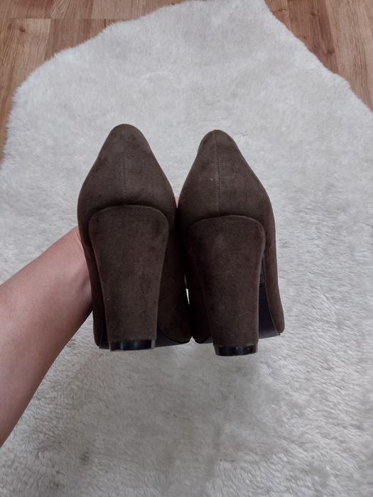 Buty na obcasie damskie 39
