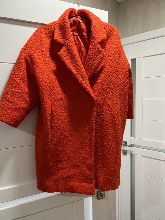 Пальто кольору «Мандарин»