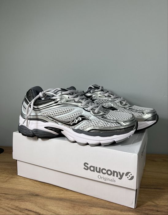 Buty Saucony Omni 9 rozmiar 43 srebrne  szare białe