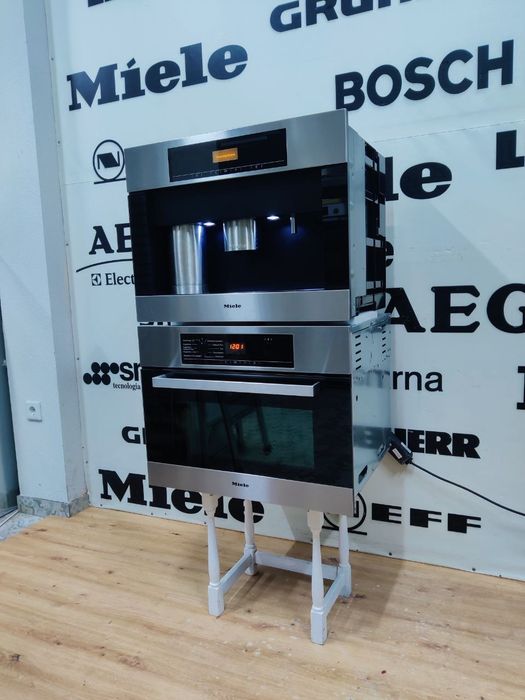 Комплект Miele™ 3в1. Духовка з мікрохвильовоюH5040BM+КофемашинаCVA5060