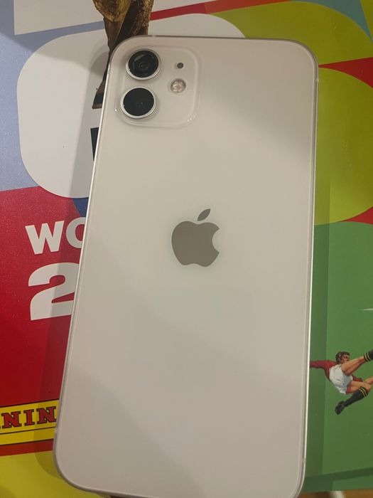 iPhone 12 128 gb branco +8 capas