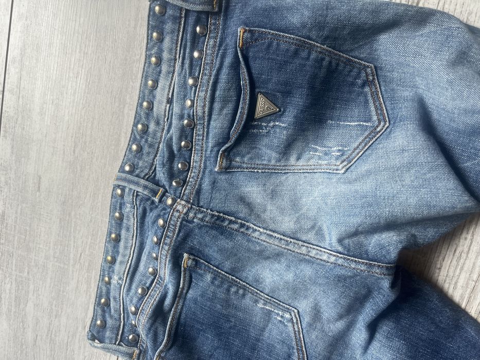 10 par jeansów Guess Hilfiger Armani Trussardi DKNY