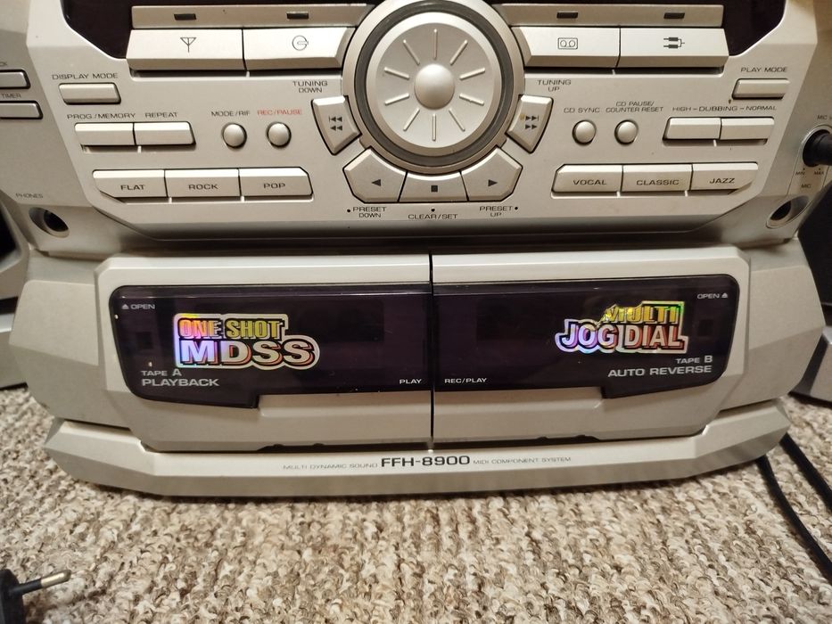 Музыкальный центр LG FFH-5500AX с  родними колонками!