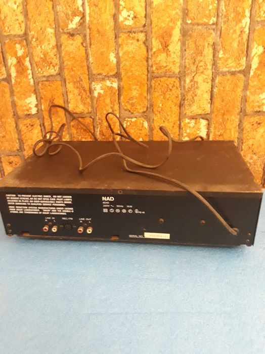 Magnetofon Nad 6040