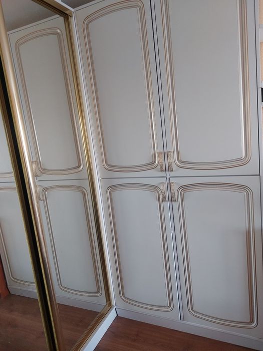 Шафа-купе кутова в спальню, передпокій