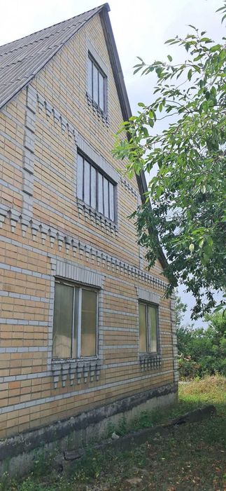 Продаж власного будинку