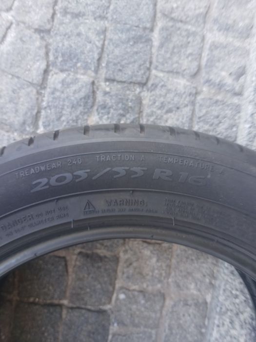 4 pneus 205 55 r16 Michelin