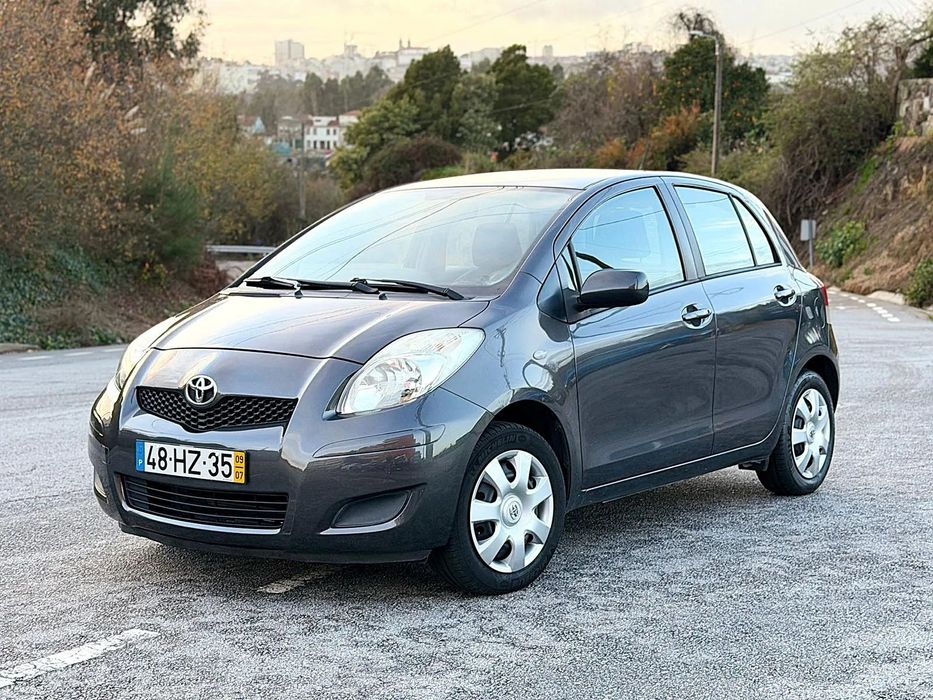 Toyota Yaris 1.0 VVT-i AC Manual