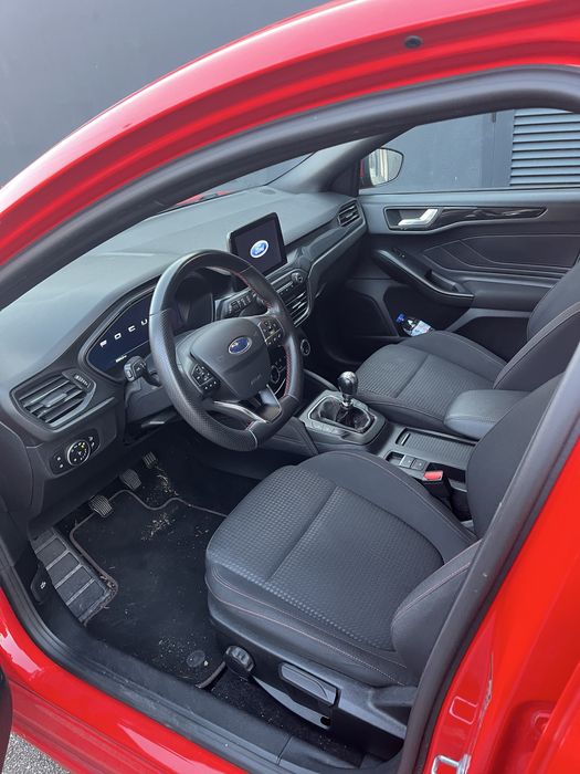 Ford Focus St-line X mhev