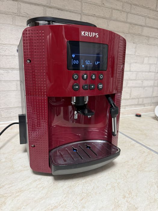 Кавомашина Krups Essential Roma Red EA815