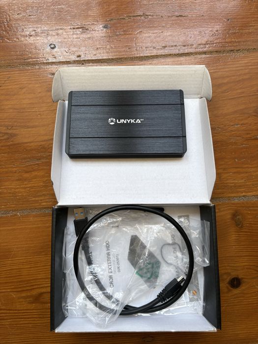 UNYKA External HDD Enclousure