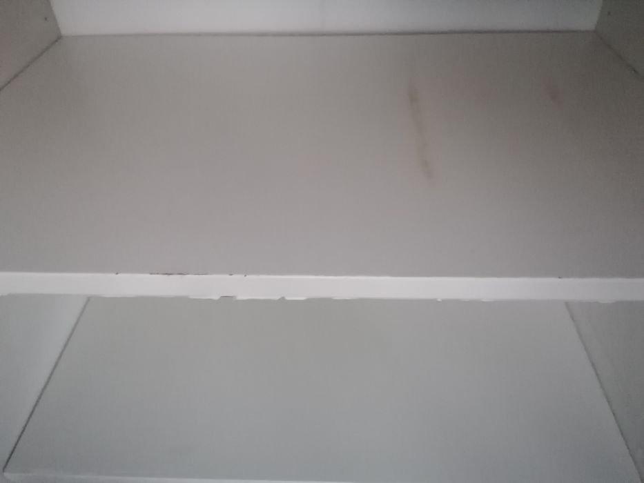 Estante branca do ikea