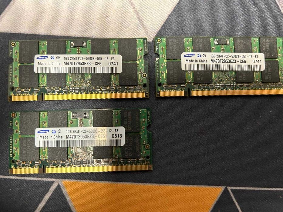 CPU, DDR2, DDR3, placas wireless e vários componentes